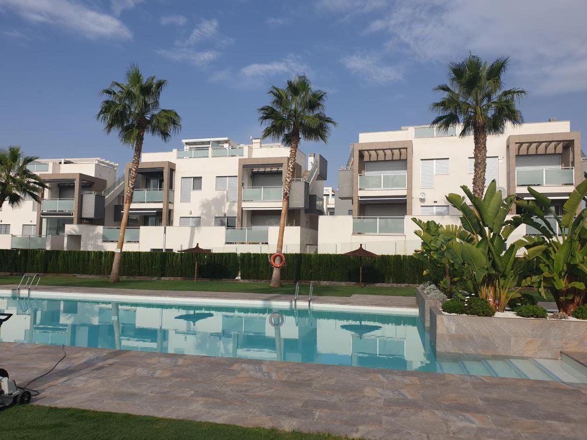 El Mirador Amelie Ground Floor Apartment In Torrevieja Punta Prima Wifi Pool And Close To Beach And Golf מראה חיצוני תמונה