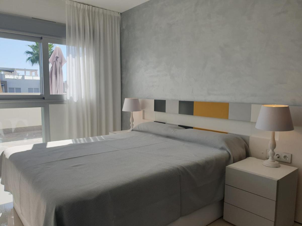 El Mirador Amelie Ground Floor Apartment In Torrevieja Punta Prima Wifi Pool And Close To Beach And Golf מראה חיצוני תמונה