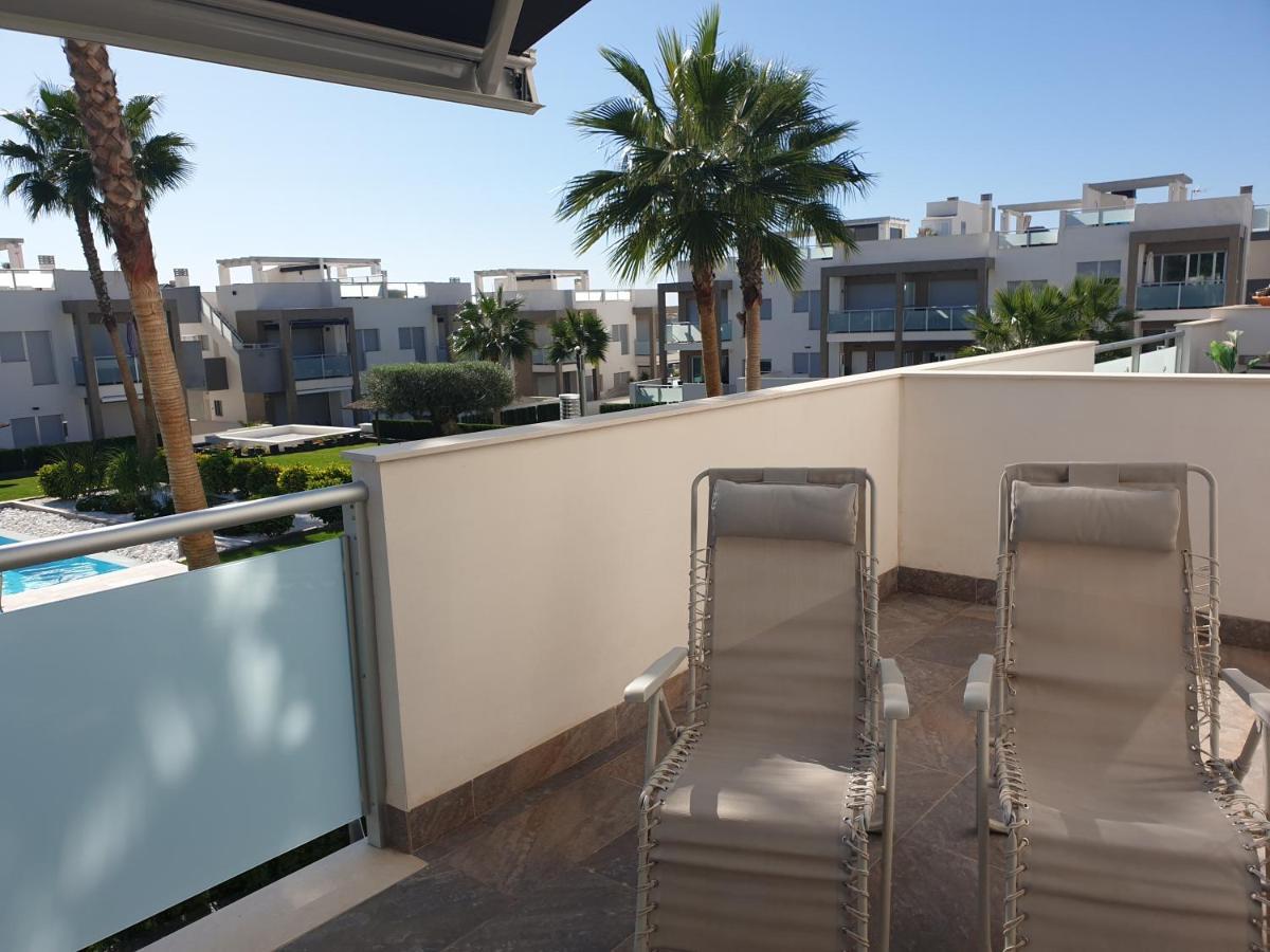 El Mirador Amelie Ground Floor Apartment In Torrevieja Punta Prima Wifi Pool And Close To Beach And Golf מראה חיצוני תמונה